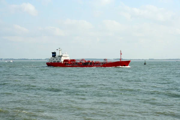 Ship is sailing on the horizon in the Westerscheldt — Stock Photo, Image