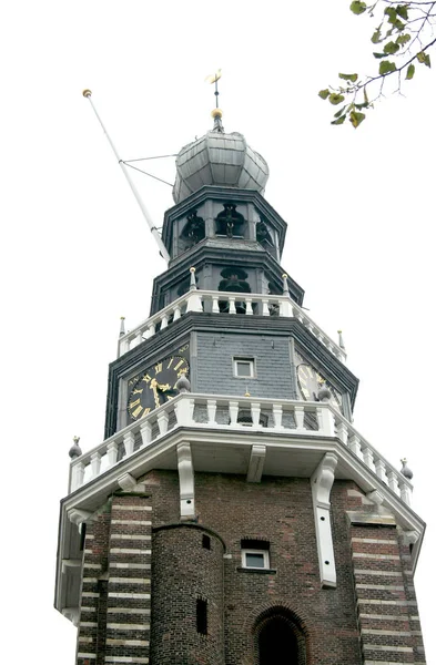 Torre de la iglesia de Saint Jacobs — Foto de Stock