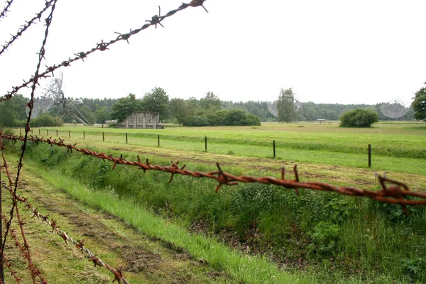 Kolczasty drut w obozu koncentracyjnego Westerbork — Zdjęcie stockowe