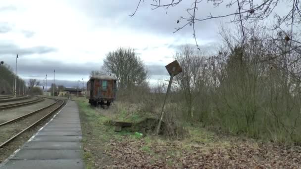 Vista Diurna Comboio Abandonado Estação Ferroviária — Vídeo de Stock