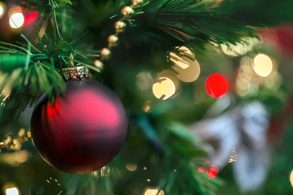 Adornos del árbol de Navidad — Foto de Stock