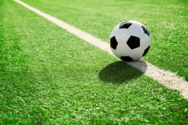 geleneksel futbol topu