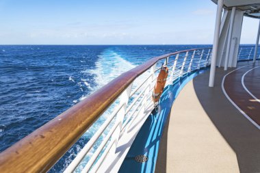 Cruise Gemi Güverte