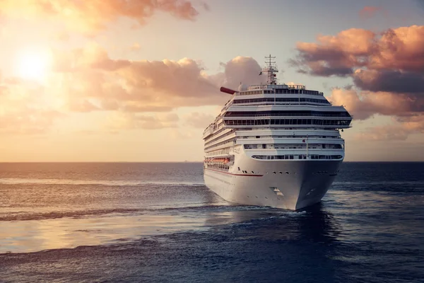 Luxe cruise schip vakantie — Stockfoto