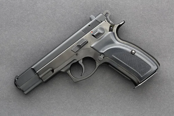 Handgun Sobre Fundo Escuro Fotografado Cima — Fotografia de Stock