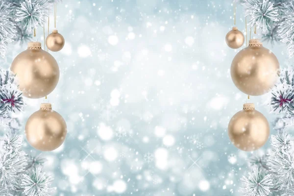 Vánoční Pozadí Zlatými Ornamenty Padající Sníh — Stock fotografie