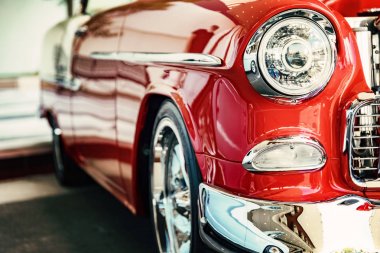 Klasik Otomobil farları yakın çekim 