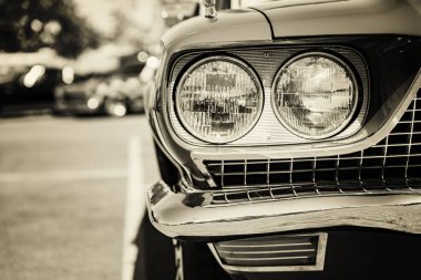 Klasik Otomobil farları yakın çekim 