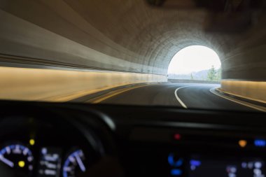 Yolda araba görüntüleme 