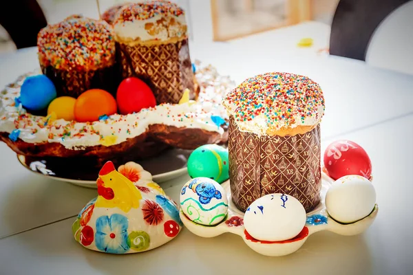 Fondo de Pascua. Comida tradicional en la mesa de vacaciones —  Fotos de Stock