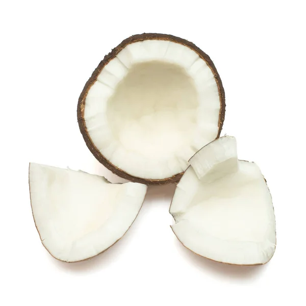 Cocos metade e parte isolada sobre fundo branco. Tropical f — Fotografia de Stock