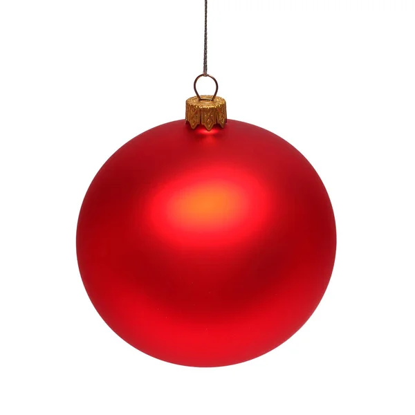 Κόκκινη χριστουγεννιάτικη μπάλα απομονωμένη σε λευκό φόντο. Επίπεδο lay, κορυφή v — Φωτογραφία Αρχείου