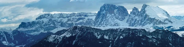 Inverno Dolomiti panorama montano — Foto Stock