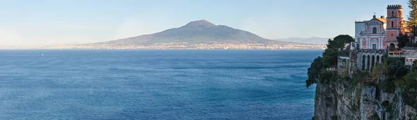 Napoli Sahili ve Vezüv Yanardağı, İtalya. — Stok fotoğraf