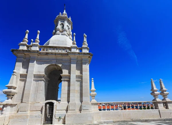 Toit de l'église à Lisbonne, Portugal . — Photo