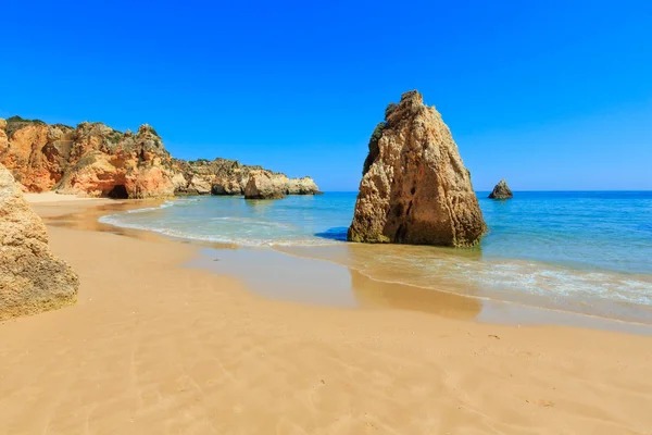 Playa del Algarve Dos Tres Irmaos (Portugal ) —  Fotos de Stock