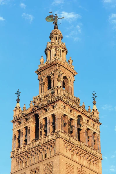 Giralda bell tower, Sevilha, Espanha . — Fotografia de Stock