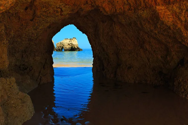 Playa del Algarve Dos Tres Irmaos (Portugal ) — Foto de Stock