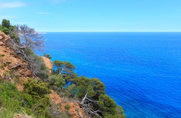 Summer sea rocky coast view (Spain). — Stock Photo, Image