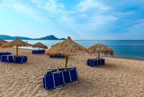 Yaz sabah beach (Chalkidiki, Yunanistan). — Stok fotoğraf