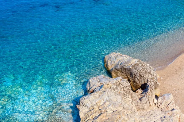 Sommaren Joniska havets kust, Albanien. — Stockfoto