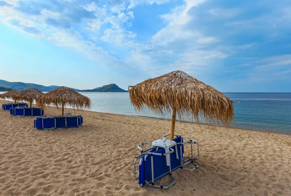 Yaz sabah beach (Chalkidiki, Yunanistan). — Stok fotoğraf