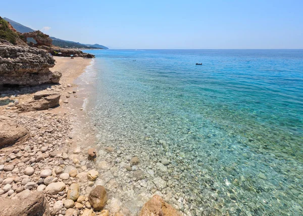 Drymades strand, Albanië. — Stockfoto
