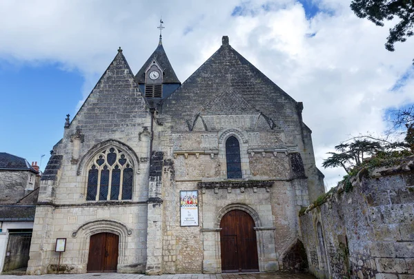 Kyrkan, gamla kapell över Azay le Rideau slott. — Stockfoto