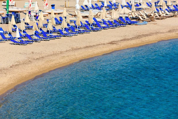 Sommarmorgon Platanitsi beach (Grekland). — Stockfoto