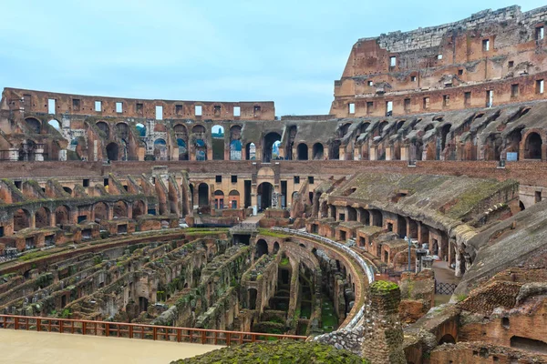 Арена амфітеатру Колізей і hypogeum, Рим. — стокове фото