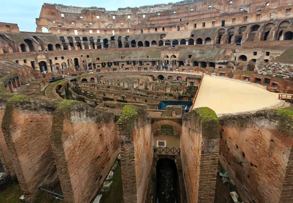 Colosseum amfitheater Arena en hypogeum, Rome. — Stockfoto