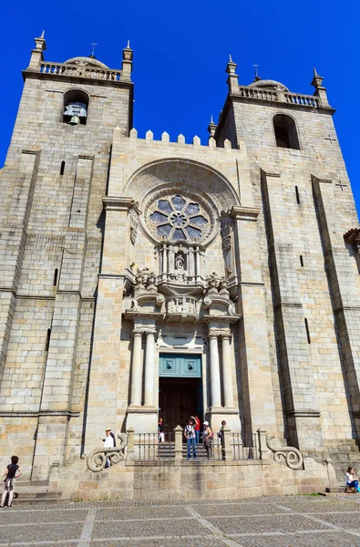 Kathedraal van Porto, portugal. — Stockfoto