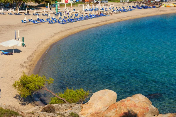 Verão manhã Platanitsi praia (Grécia ). — Fotografia de Stock