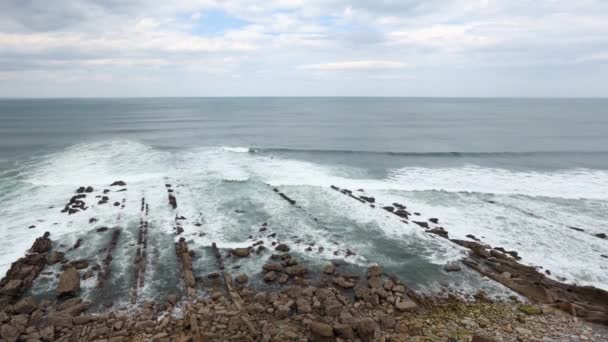 Ondas oceânicas de surf . — Vídeo de Stock