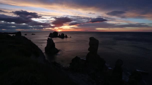 Zonsondergang Atlantische kust landschap. — Stockvideo