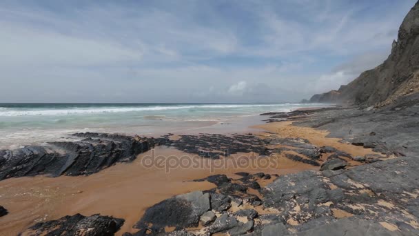 Playa de Castelejo (Algarve, Portugal) ). — Vídeos de Stock