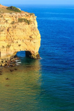 Praia da Afurada (Algarve, Portugal).