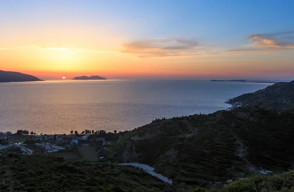 Adria Blick auf den Sonnenuntergang (Albanien). — Stockfoto