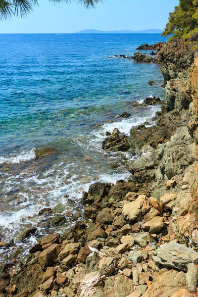 Ranní Egejském pobřeží, Sithonia, Řecko. — Stock fotografie