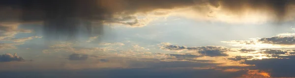 Evening rain clouds sky panorama — Stock Photo, Image