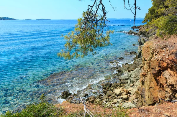 Mañana costa del Egeo, Sithonia, Grecia . — Foto de Stock