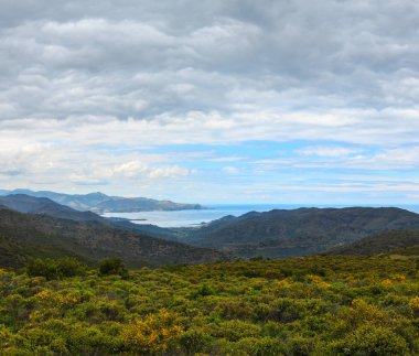 cadaques bay, costa brava, İspanya.