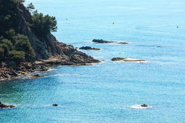 Mar Mediterrâneo costa rochosa, Espanha . — Fotografia de Stock