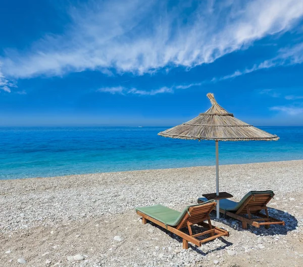 Estate mattina spiaggia . — Foto Stock