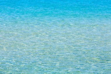 Deniz akan su yüzeyi