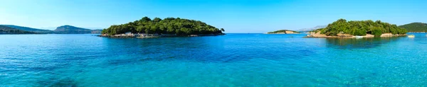 Vista desde la playa de Ksamil, Albania . —  Fotos de Stock