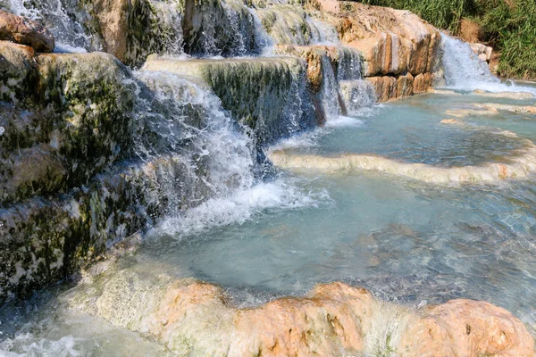 Doğal spa Saturnia termal hamam, İtalya