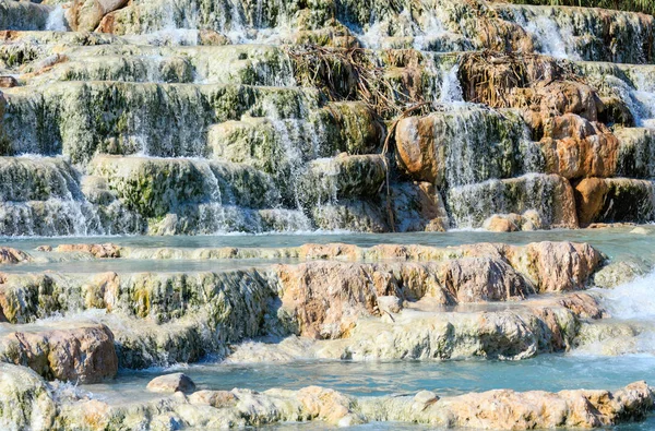 Doğal spa Saturnia termal hamam, İtalya