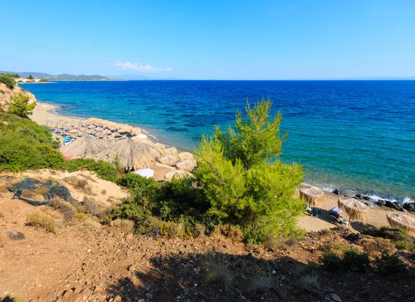 Costa do mar de verão (Halkidiki, Grécia ). — Fotografia de Stock