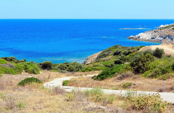 Costa do mar de verão (Sithonia, Grécia ). — Fotografia de Stock